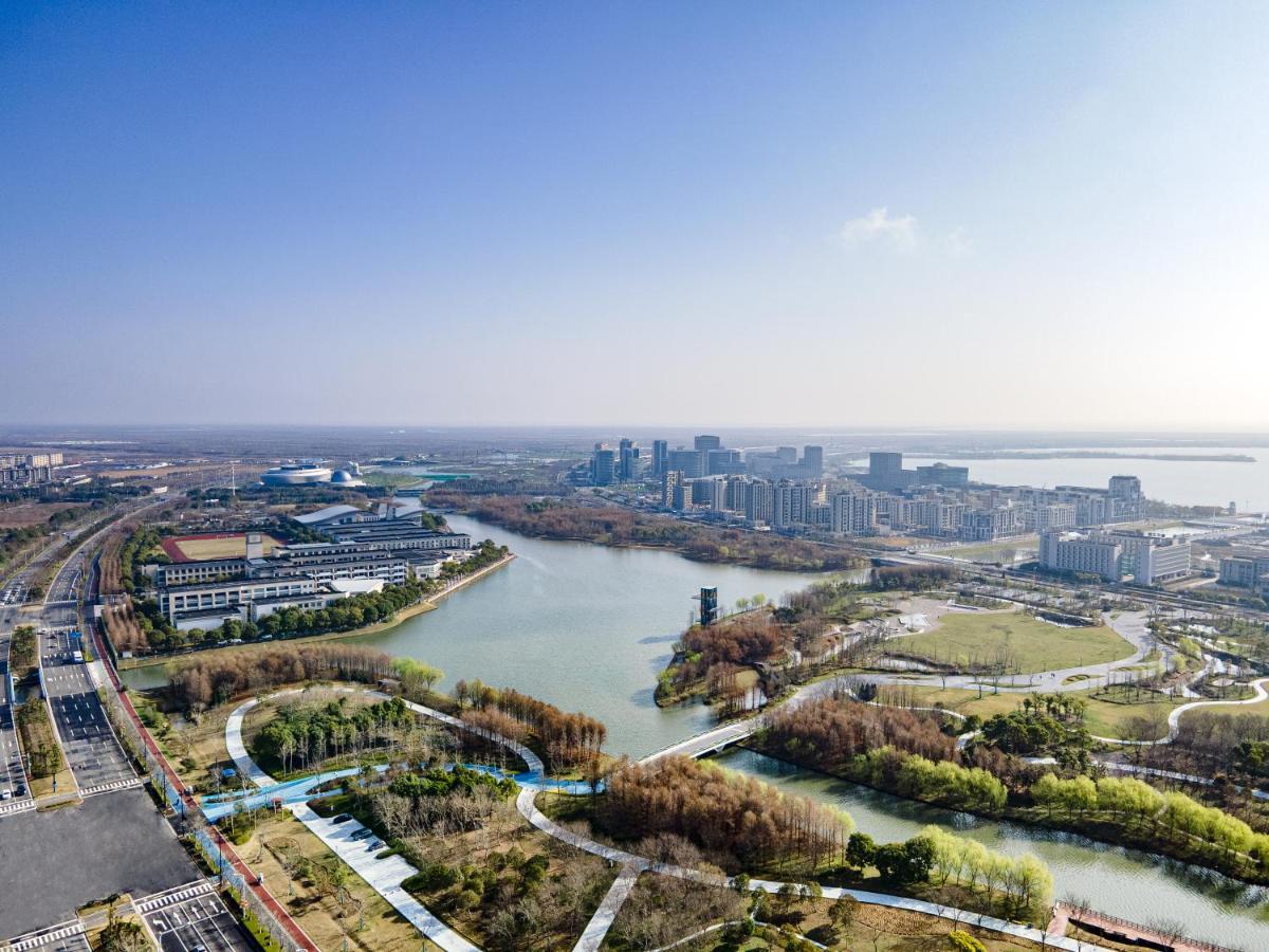Holiday Inn Shanghai Dishui Lake By Ihg Nanhui Exterior foto